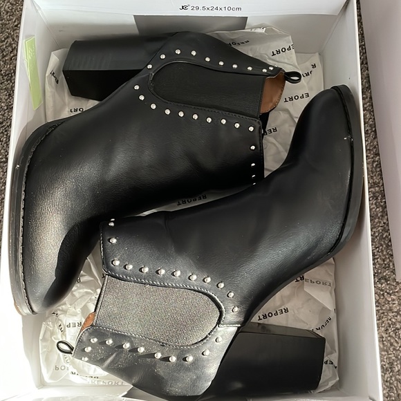 Size 9 wide black boots - Picture 2 of 7